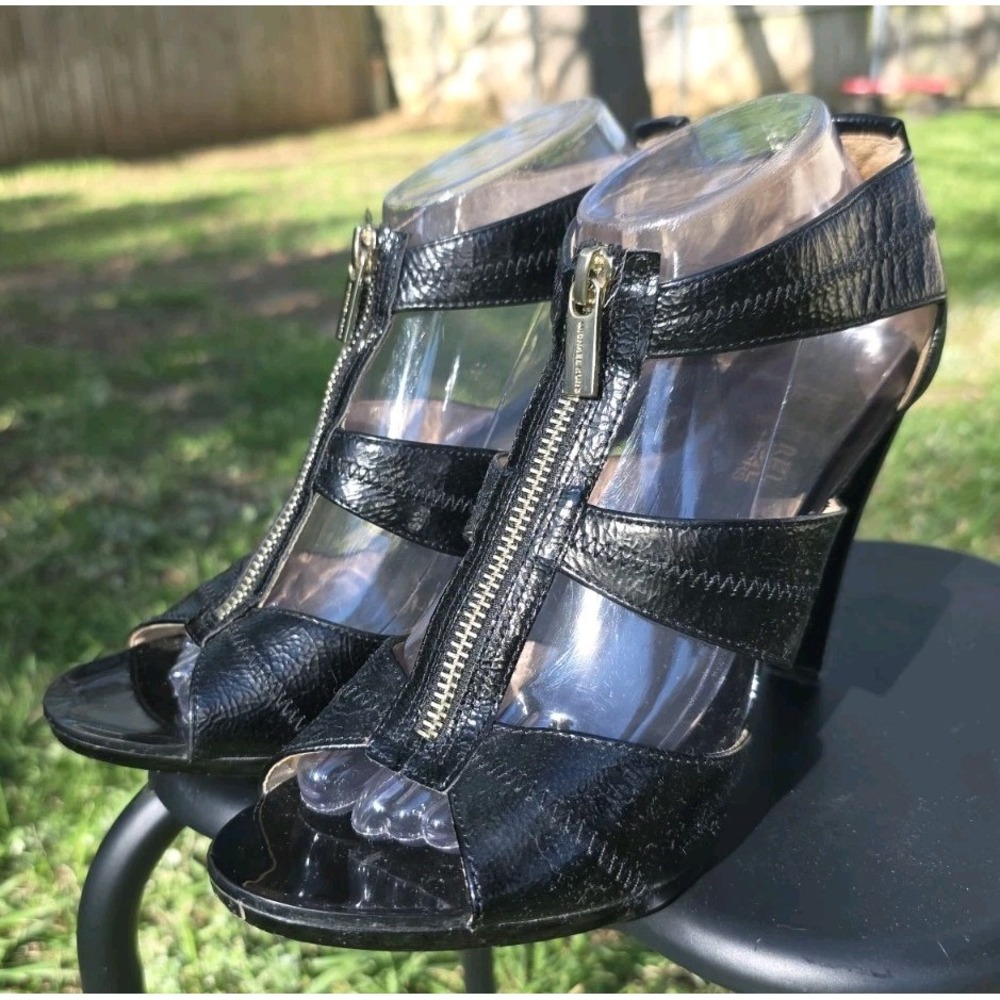 Michael Kors Black Leather Front Zip Cage Sandals Gold Hardware Stiletto Heels